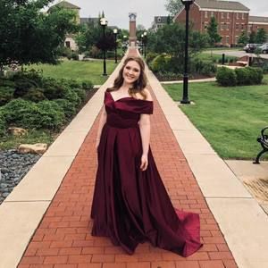 Meet your Posher, Bethany